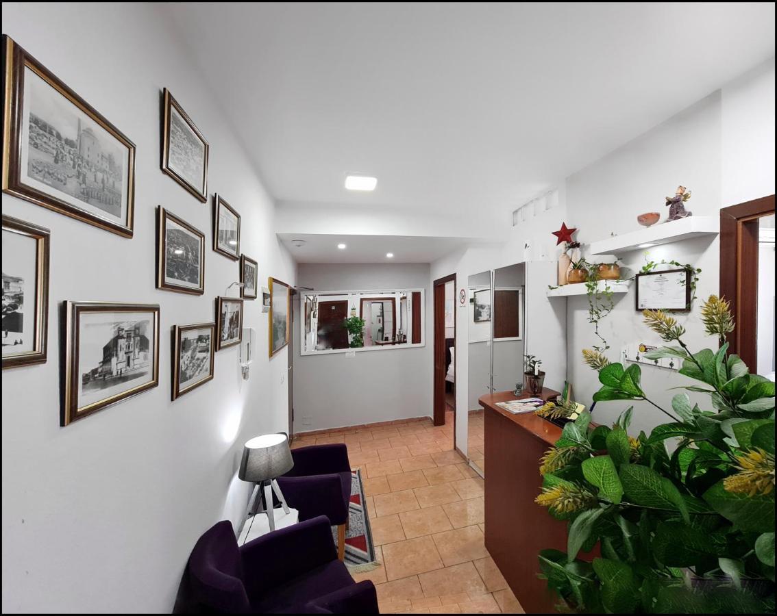 Guest House De Rada 地拉那 外观 照片