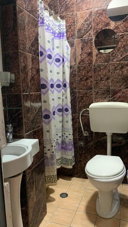 Guest House De Rada 地拉那 外观 照片