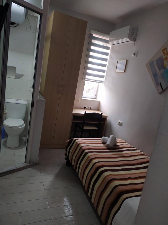 Guest House De Rada 地拉那 外观 照片