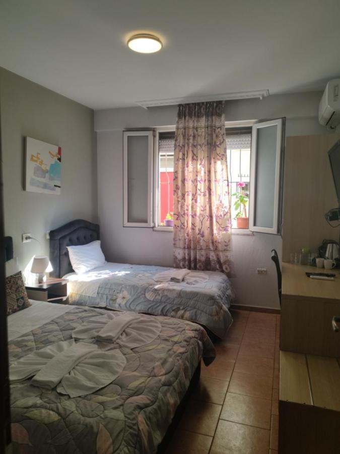 Guest House De Rada 地拉那 外观 照片