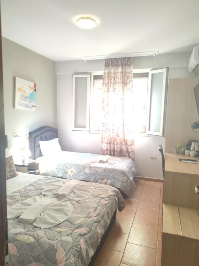 Guest House De Rada 地拉那 外观 照片